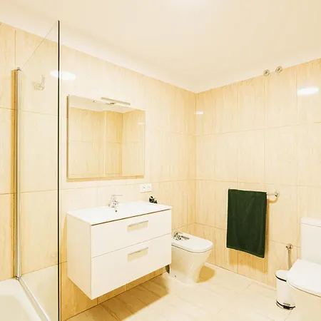 Spacious With Large Terrace In Amarilla Golf Lägenhet